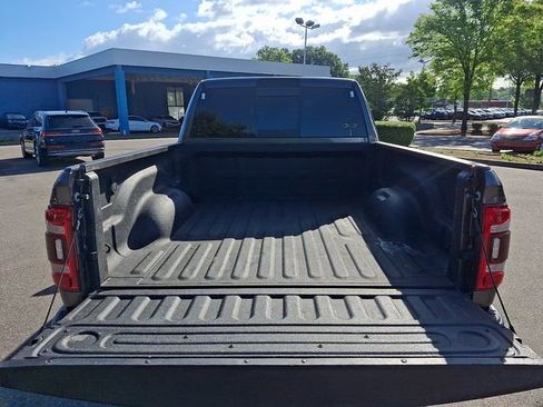 Used 2023 RAM 3500 Laramie AWD/4WD image 33
