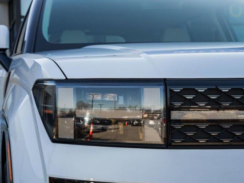 Used 2024 Hyundai Santa Fe Calligraphy image 12