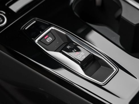New 2027 Audi Q6 e-tron Premium Plus AWD/4WD image 11