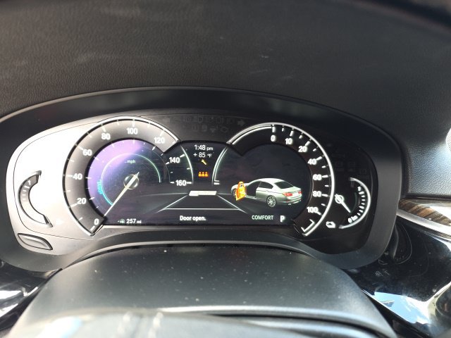 Used 2018 BMW 530e RWD image 5