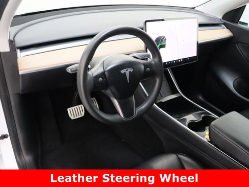 Used 2021 Tesla Model Y Performance image 13