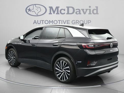 Used 2023 Volkswagen ID.4 Pro S Plus AWD/4WD image 6