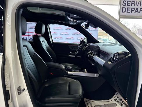 Used 2023 Mercedes-Benz EQB 300 4MATIC w/ Driver Assistance Package image 35