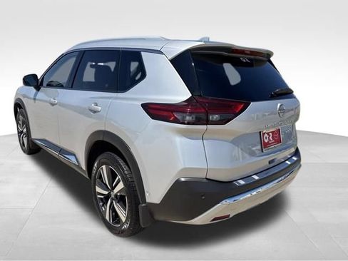 Used 2023 Nissan Rogue Platinum w/ Platinum Premium Package FWD image 7