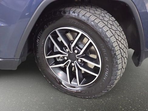 Used 2021 Jeep Grand Cherokee Trailhawk w/ Trailhawk Luxury Group AWD/4WD image 33