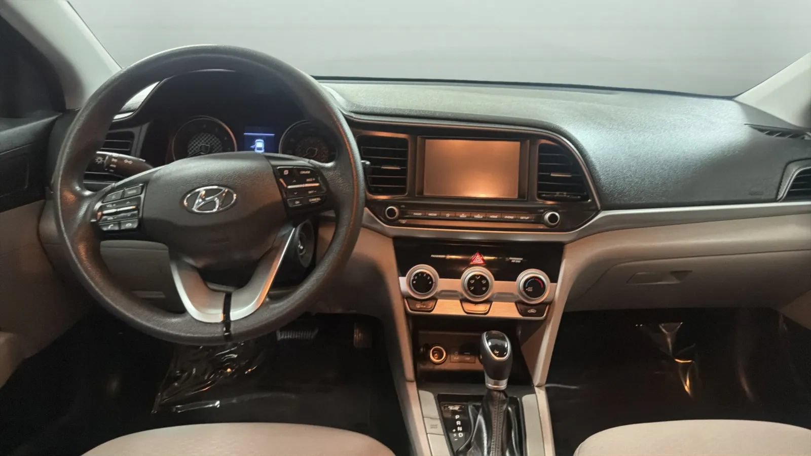 Used 2019 Hyundai Elantra SEL FWD image 10