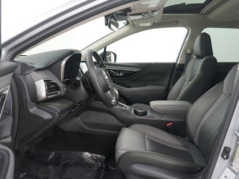 Used 2025 Subaru Outback Onyx Edition image 21