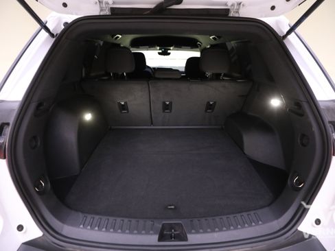 Used 2025 Chevrolet Equinox LT w/ Safety and Technology Package image 14