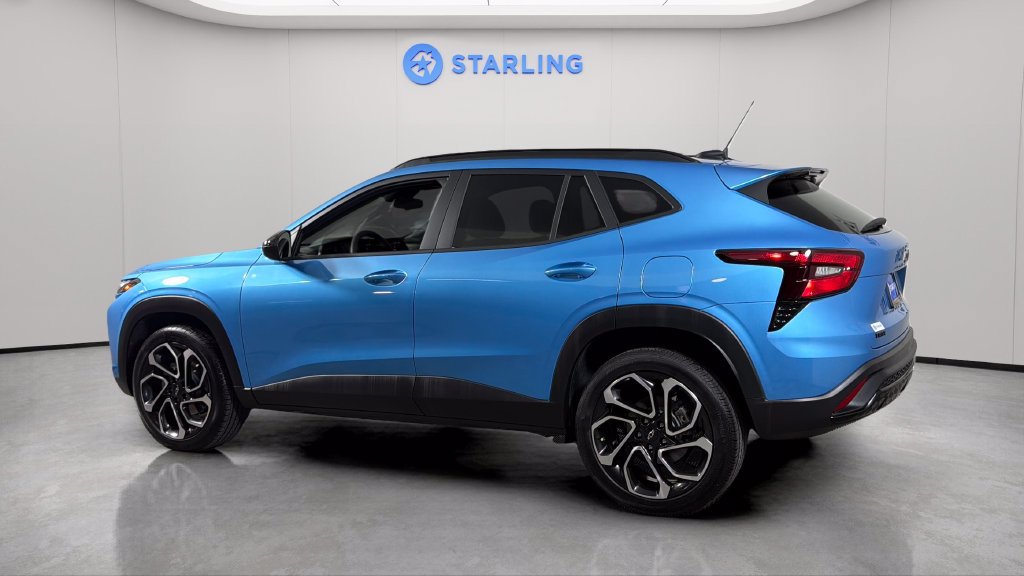Certified 2025 Chevrolet Trax RS w/ Driver Confidence Package FWD image 4