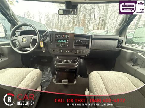 Used 2019 Chevrolet Express 3500 LT w/ LT Preferred Equipment Group image 11