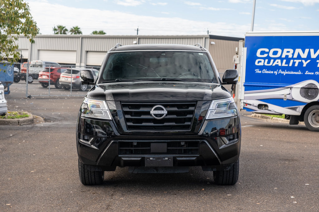 Used 2023 Nissan Armada SL w/ Midnight Edition Package RWD image 2