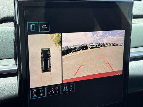 New 2026 GMC Terrain AT4 w/ Technology Package II AWD/4WD image 14