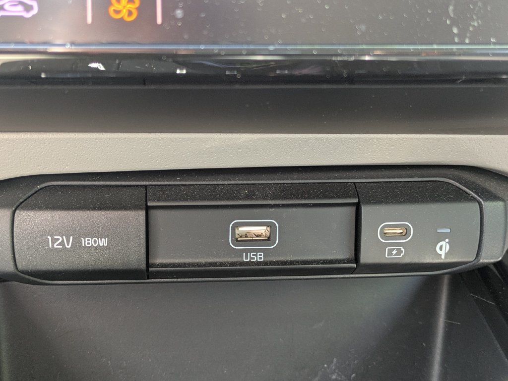 Used 2023 Kia Niro Wind FWD image 36
