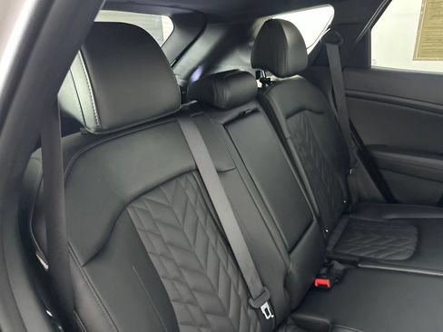 Used 2025 Kia Sportage X-Line w/ Premium Package AWD/4WD image 34