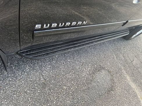 Used 2014 Chevrolet Suburban LT AWD/4WD image 13