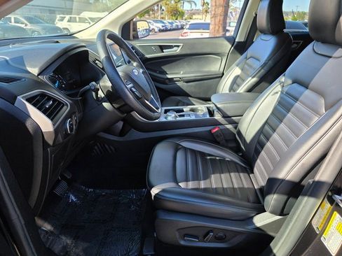 Used 2023 Ford Edge SEL image 15