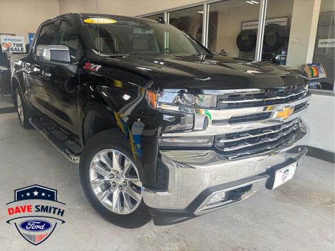 Used 2022 Chevrolet Silverado 1500 LTZ AWD/4WD image 2