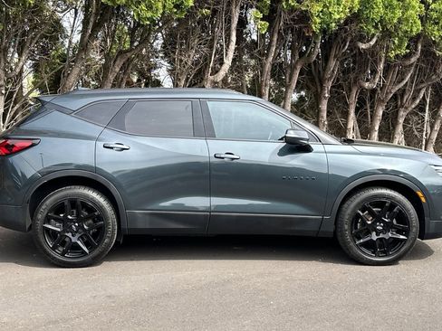 Used 2020 Chevrolet Blazer LT FWD image 3