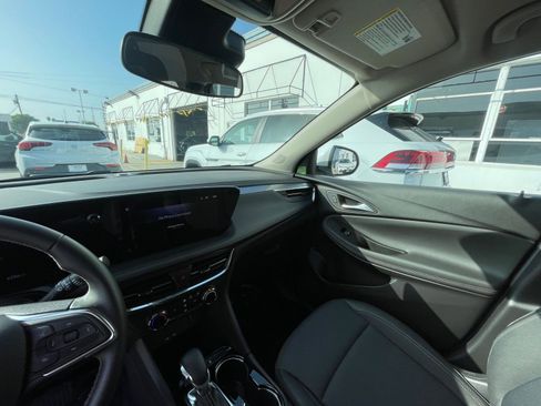 Used 2025 Buick Encore GX Preferred image 35