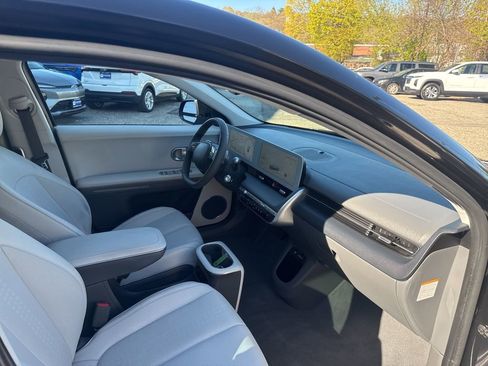 Certified 2022 Hyundai Ioniq 5 SEL AWD/4WD image 16