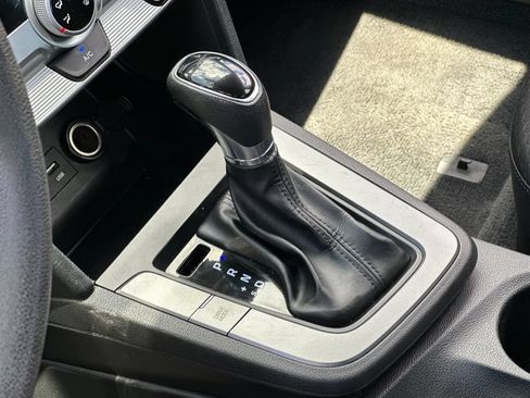 Used 2019 Hyundai Elantra SEL w/ Cargo Package FWD image 19
