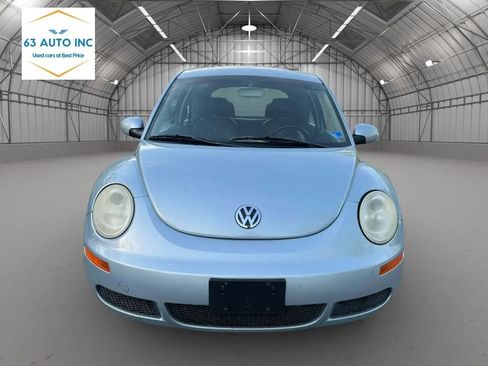 Used 2009 Volkswagen Beetle S image 8