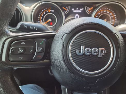 Used 2022 Jeep Gladiator Sport AWD/4WD image 19