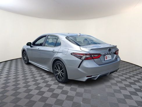 Used 2023 Toyota Camry SE w/ Cold Weather Package AWD/4WD image 9