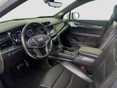 Used 2022 Cadillac XT5 Sportv image 8