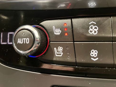 Used 2018 Buick LaCrosse Premium image 60