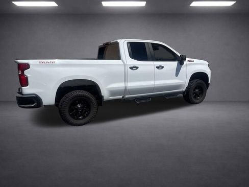 Used 2019 Chevrolet Silverado 1500 Custom Trail Boss w/ Custom Convenience Package AWD/4WD image 17
