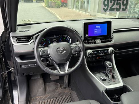 Used 2023 Toyota RAV4 SE w/ Weather & Moonroof Package AWD/4WD image 13