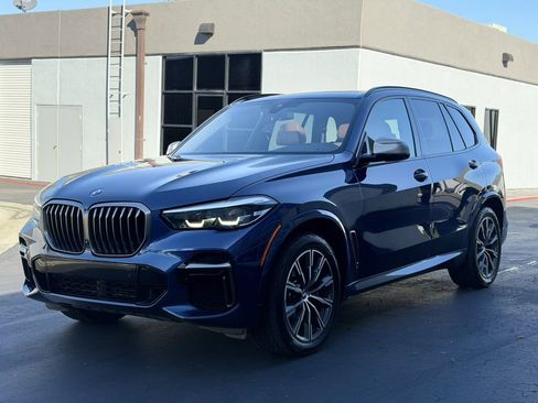 Used 2022 BMW X5 M50i w/ Premium Package image 50