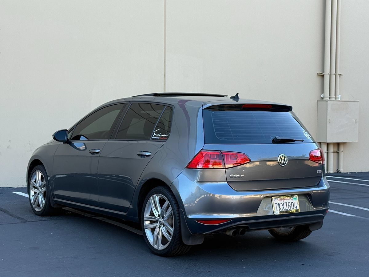 Used 2015 Volkswagen Golf S FWD image 3
