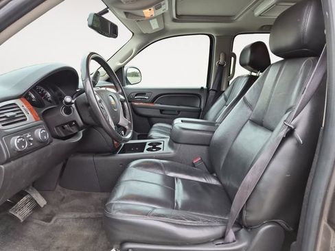 Used 2014 Chevrolet Tahoe LT AWD/4WD image 11