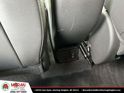 Certified 2023 Buick Encore GX Preferred w/ Cold Weather Comfort Package FWD image 12