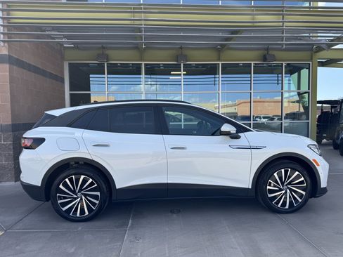 Used 2024 Volkswagen ID.4 S image 9