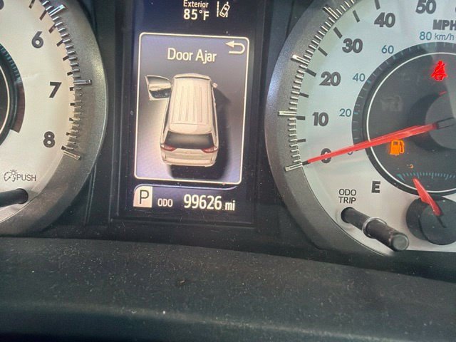 Used 2018 Toyota Sienna SE FWD image 7