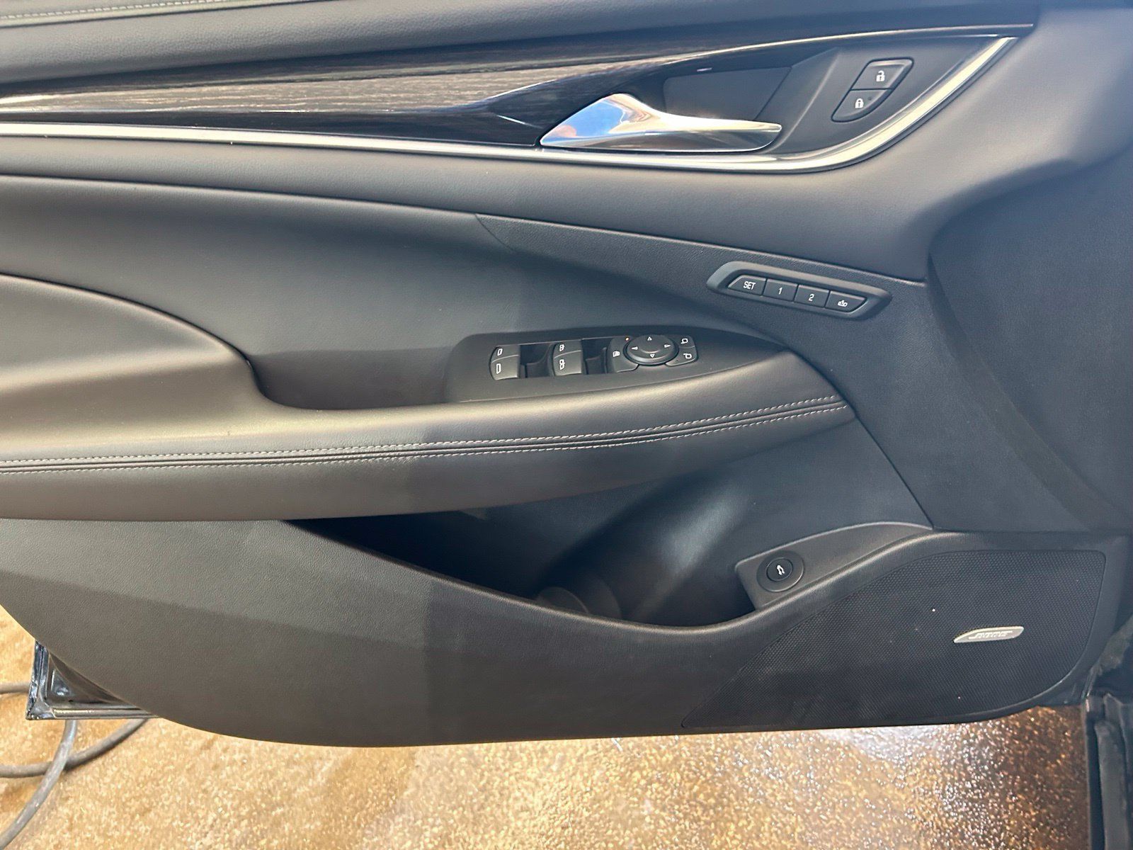 Used 2019 Buick LaCrosse Essence w/ Sun and Shade Package AWD/4WD image 12