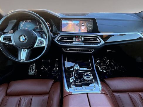 Used 2021 BMW X5 xDrive40i w/ M Sport Package AWD/4WD image 7
