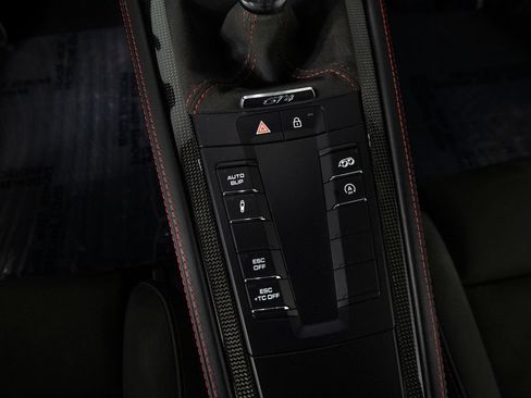 Certified 2022 Porsche 718 Cayman GT4 RWD image 28