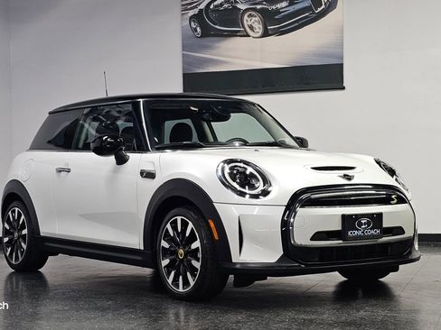 Used 2024 MINI Cooper SE FWD image 3