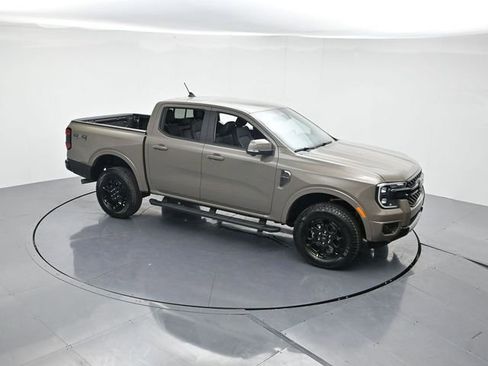 New 2025 Ford Ranger Lariat w/ Black Appearance Package image 40