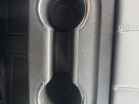 Used 2025 Chevrolet Tahoe LT AWD/4WD image 32