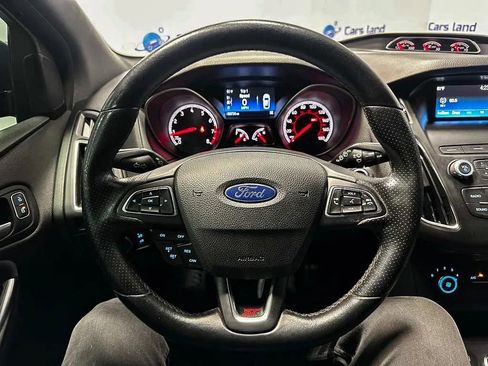 Used 2018 Ford Focus ST FWD image 27
