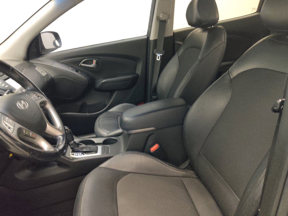 Used 2015 Hyundai Tucson SE FWD image 17