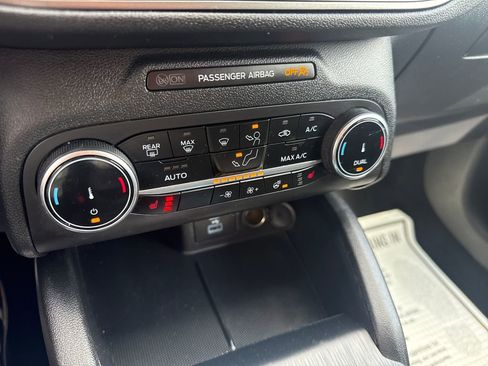 Used 2023 Ford Escape Active w/ Cold Weather Package image 33