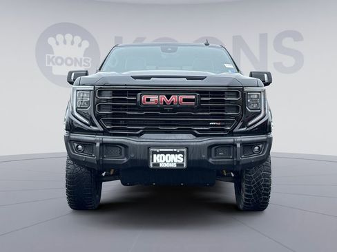 Used 2024 GMC Sierra 1500 AT4X image 11
