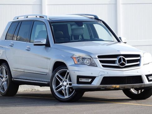 Used 2010 Mercedes-Benz GLK 350 4MATIC image 17