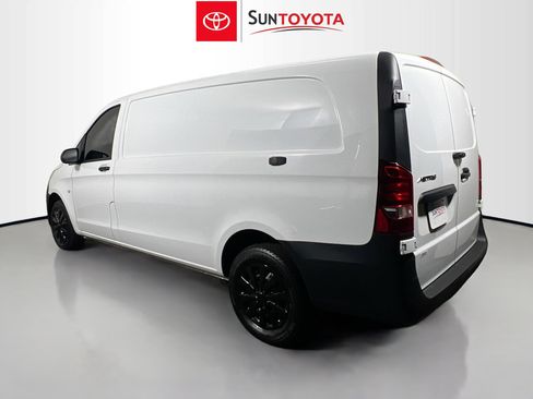 Used 2023 Mercedes-Benz Metris image 6